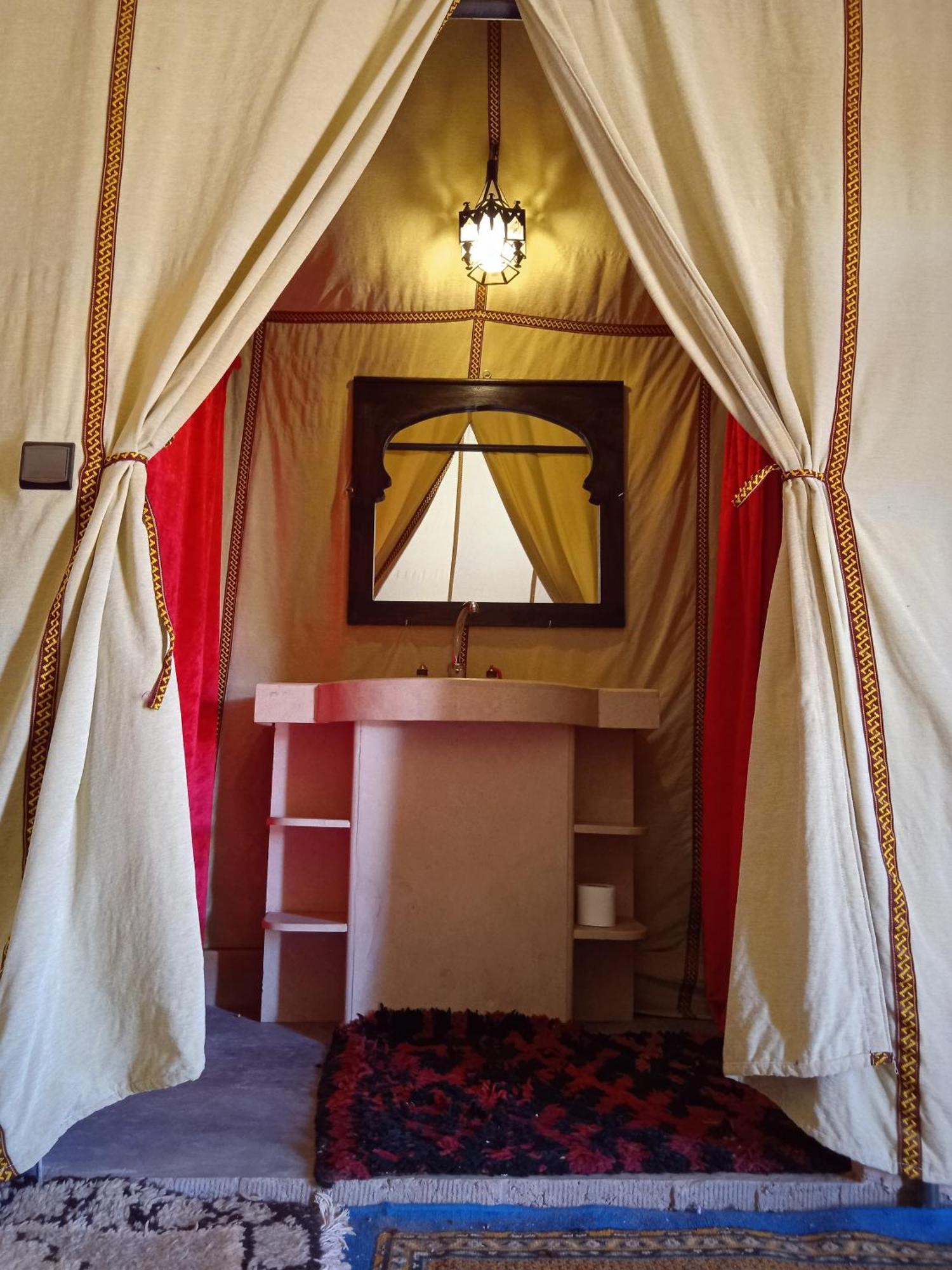 ホテル Sahara Luxury Camp メルズーガ エクステリア 写真