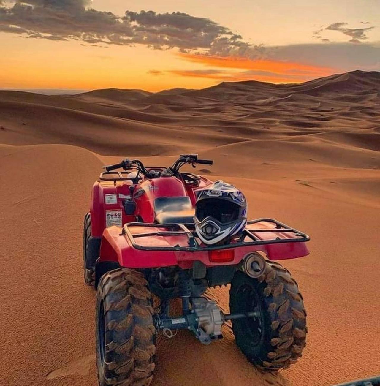 ホテル Sahara Luxury Camp メルズーガ エクステリア 写真