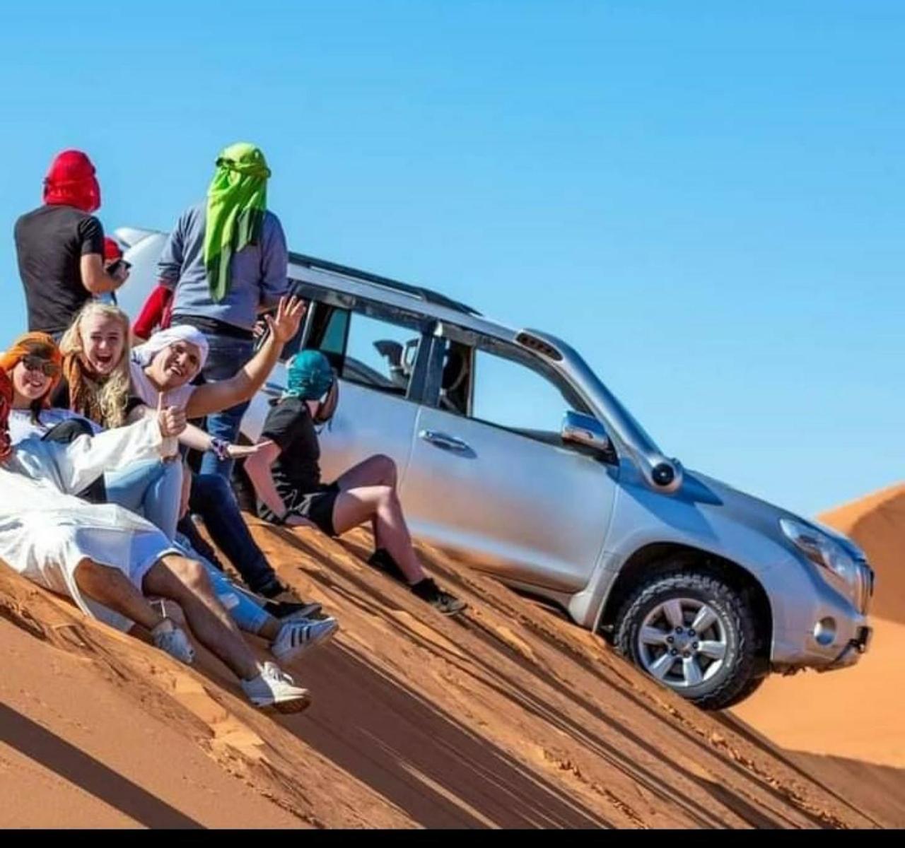 ホテル Sahara Luxury Camp メルズーガ エクステリア 写真